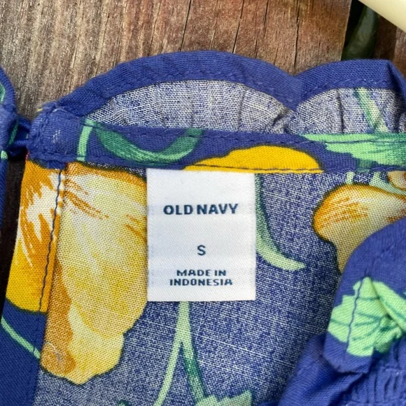 Old Navy Blue Floral Blouse Size Small - Picture 11 of 16